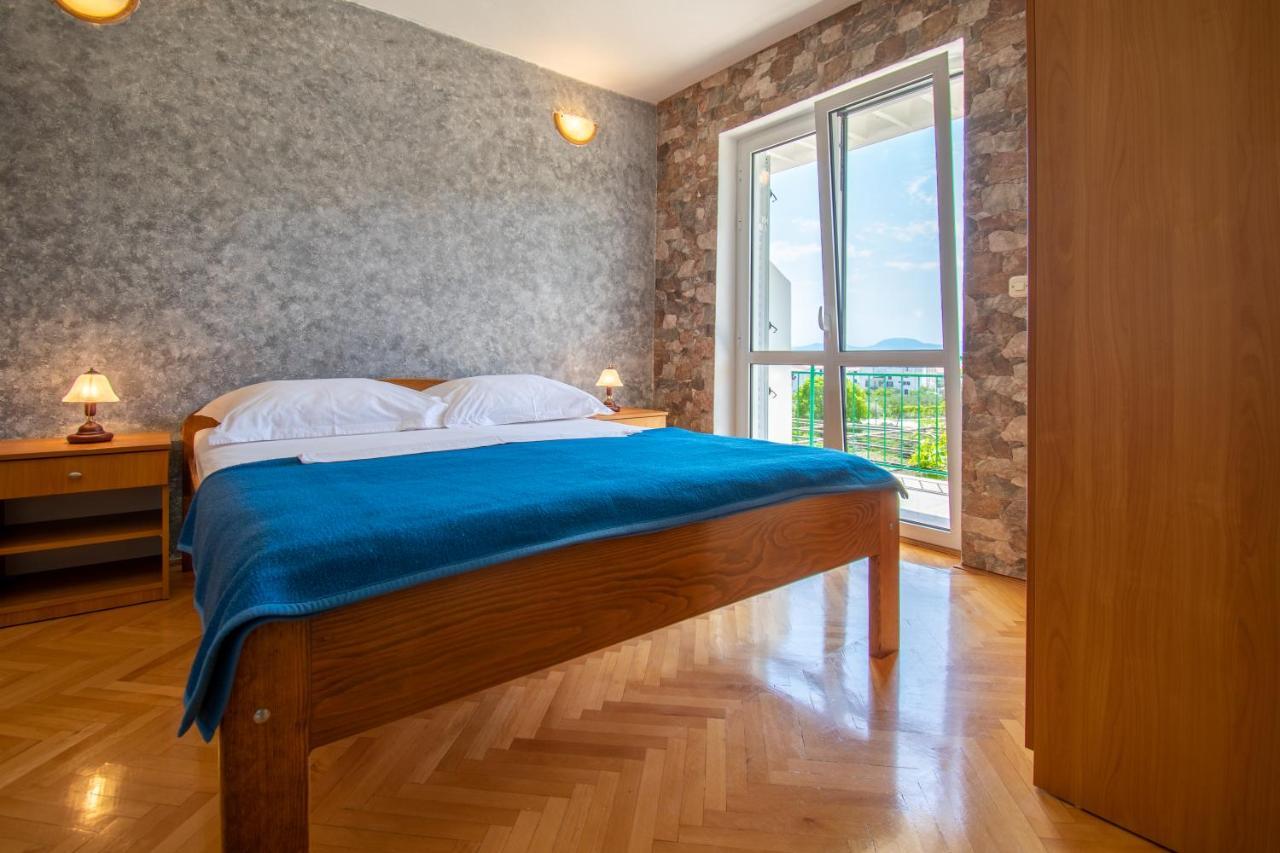 Apartmani Petracie Drvenik  Luaran gambar